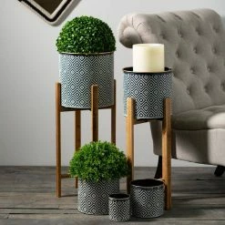 SULLIVANS Black and White Gemoetric Pattern Metal Planter on Stand (Set of 2) -Vigoro Platers Store black and white patterned sullivans plant pots met1830 4f 1000
